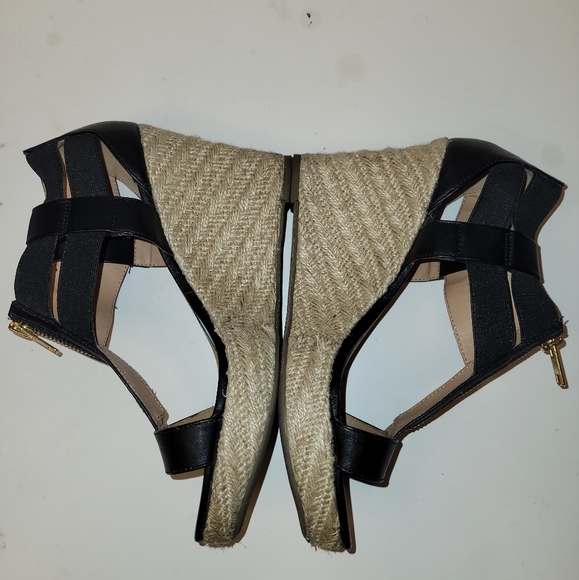 Report women's wedge sandal sz 9 - Picture 2 of 4